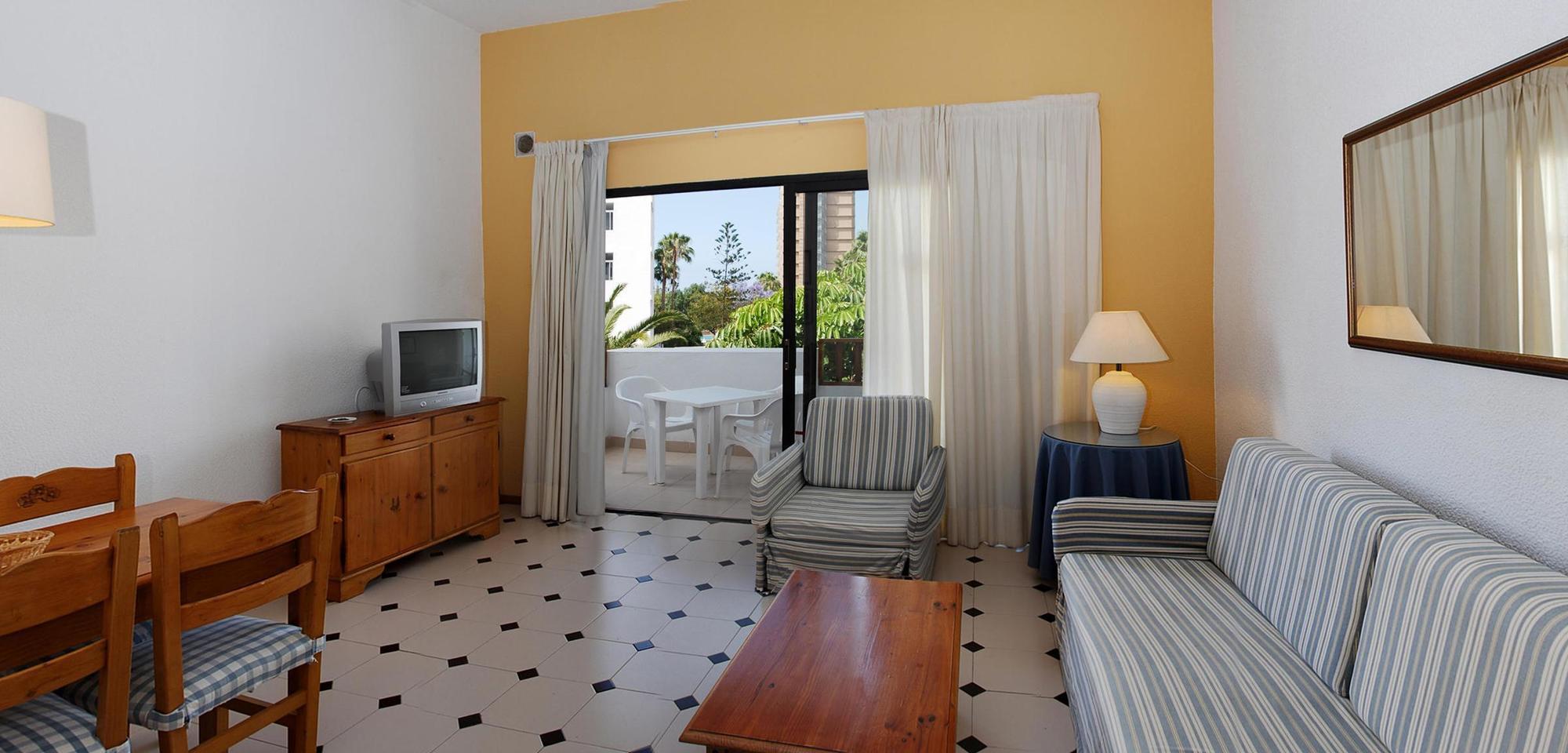 Apartamentos Hg Cristian Sur لوس كريستيانوس الغرفة الصورة
